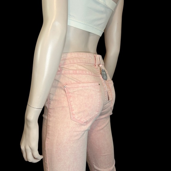 Stradivarius Jeans 5 Pocket Factory Faded Slim Skinny Salmon Pink High Waist - Picture 3 of 16
